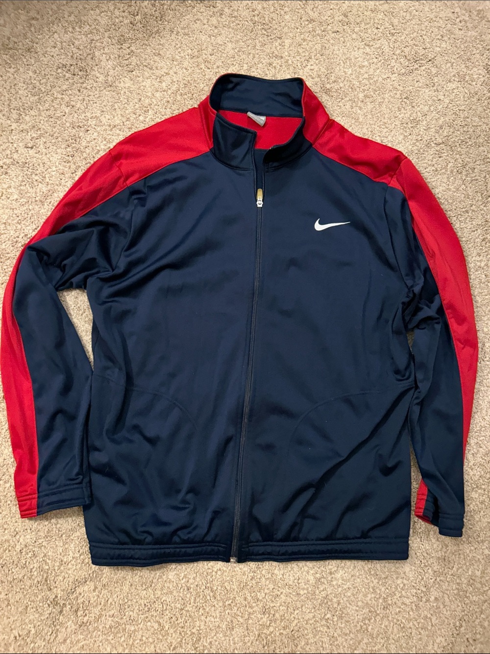 Nike Men’s Navy & Red Performance Full-Zip Jacket. Excellent shape L